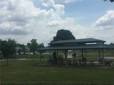 12278 Weathered Edge Dr, Fishers, IN 46037 - photo 4