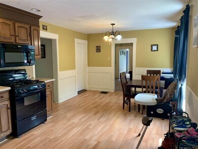 138 W Bow St, Franklin, NH 03235 - photo 5