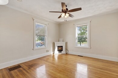 34 Lafayette Park unit 2, Lynn, MA 01902 - photo 4