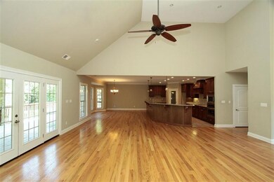 319 Lakeshore Cir, Georgetown, KY 40324 - photo 4