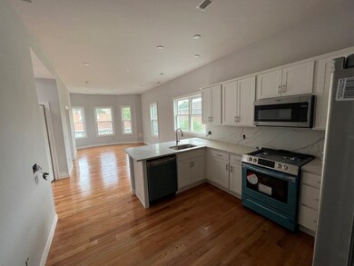 126 Cross St unit 3L, Somerville, MA 02145 - photo 2