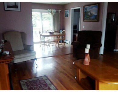 20 Sprague St, Greenville, RI 02828 - photo 4