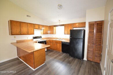 139 Windsor Ct, Jacksonville, NC 28546 - photo 4