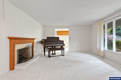 1056 Northshire Ct NE, Keizer, OR 97303 - photo 7