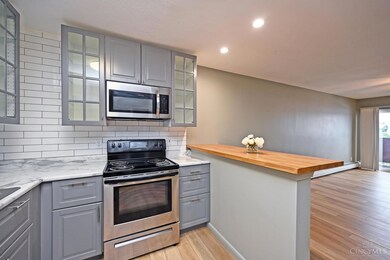 4901 Chalet Dr, Cincinnati, OH 45217 - photo 6