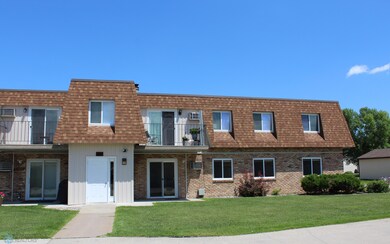 2320 20th Ave S unit 1, Fargo, ND 58103 - photo 2
