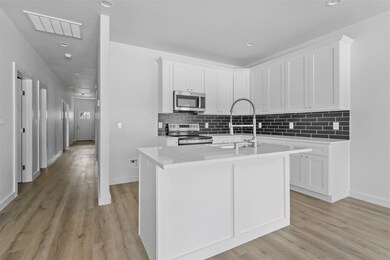 820 Dubois St, Denison, TX 75020 - photo 3