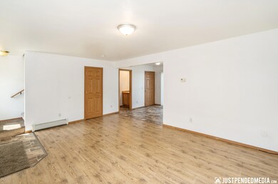 12536 Silver Fox Ln unit 4, Anchorage, AK 99515 - photo 5