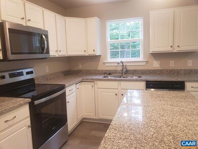 952 Nahor Manor Rd unit N-Right, Palmyra, VA 22963 - photo 7