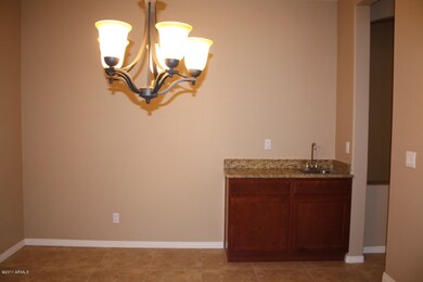 6 Formal Dining with Wet Bar