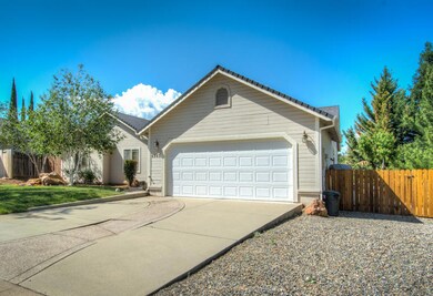 4945 Tralee Ln, Redding, CA 96001 - photo 3