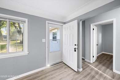 552 Wyman St, Toledo, OH 43609 - photo 6