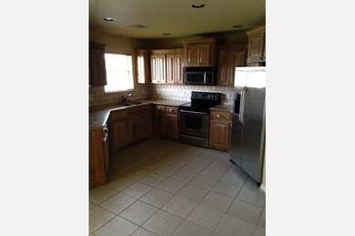 2617 SE 6th Cir, Moore, OK 73160 - photo 3