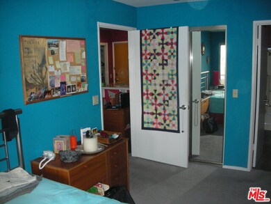 BEDROOM VIEW 2