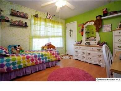 18 Gladiola Dr, Howell, NJ 07731 - photo 6