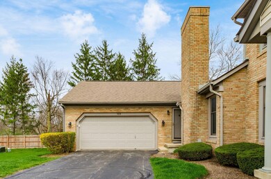 1028 PINEWOOD LANE