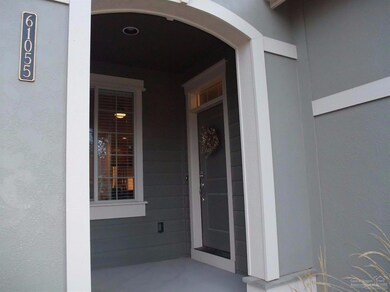 61055 Ambassador Dr, Bend, OR 97702 - photo 2