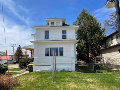 1321 Superior Ave, Tomah, WI 54660 - photo 2