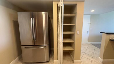 Jefferson Tower unit 2030, West Palm Beach, FL 33401 - photo 6