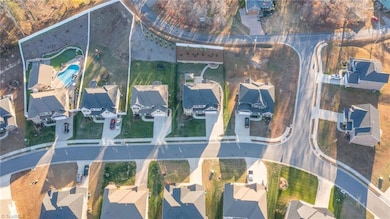 2925 Fernley Ct, High Point, NC 27262 - photo 6