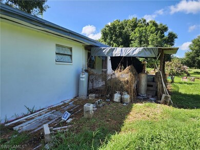 View of side of home