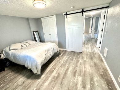 Bedroom, Owner's Suite
