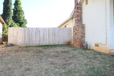 2657 Belladonna St, Redding, CA 96002 - photo 3