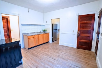 29 Pasco Rd unit 2, Springfield, MA 01151 - photo 2