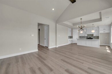 313 Boots Ct, Lorena, TX 76655 - photo 4