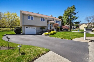 11 Natick Cir, Cranston, RI 02921 - photo 3