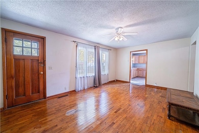 258 N 7th St, Union Star, MO 64494 - photo 4