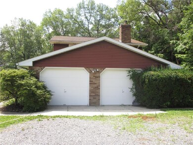 109 Pine St, Lehighton, PA 18235 - photo 3