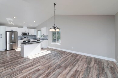 17163 Bakersfield Rd_0010 copy