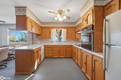 25871 200th Ave, Sigourney, IA 52591 - photo 5