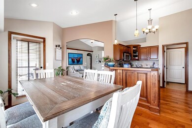 618 Autumn Ridge, Newton, KS 67114 - photo 3