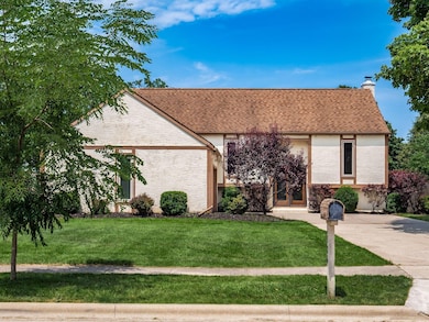 1526 Lorraine Ave, Columbus, OH 43235 - photo 4