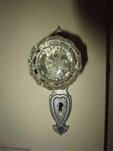 Living Room - Crystal Door Knobs