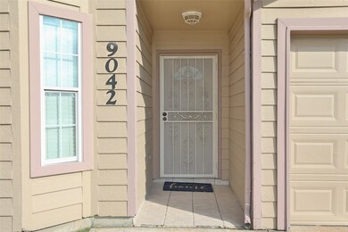 9042 Mcgallion Rd, Houston, TX 77022 - photo 3