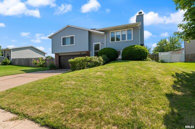 3313 Covington Dr, Davenport, IA 52806 - photo 3