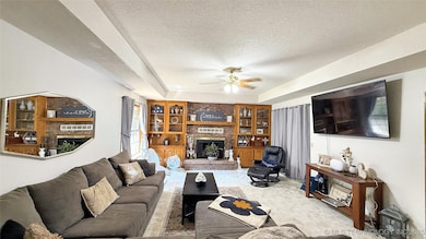 2315 N Grand Ave, Tahlequah, OK 74464 - photo 5