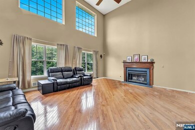 692 Skyline Dr, Lake Hopatcong, NJ 07849 - photo 4