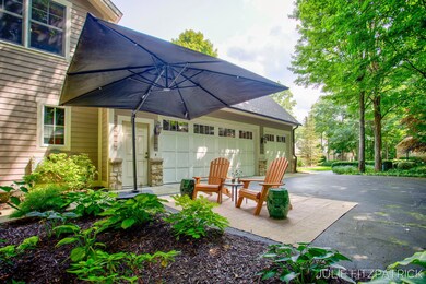 596 Old Macatawa garage garden