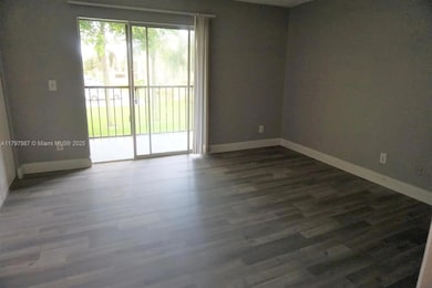 1722 Meadows Cir W, Boynton Beach, FL 33436 - photo 4