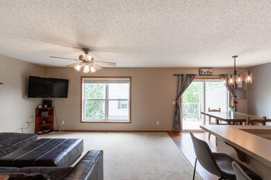 5123 Farnham Dr N, Hugo, MN 55038 - photo 6