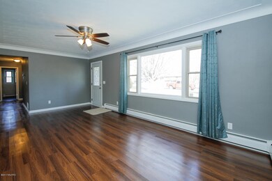 6392 Plainfield-104