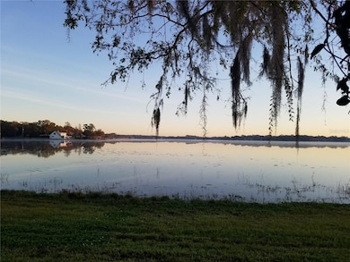 13734 Orange Sunset Dr unit D, Tampa, FL 33618 - photo 3