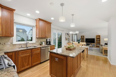 2225 Beaumont Ct, Aurora, IL 60502 - photo 6