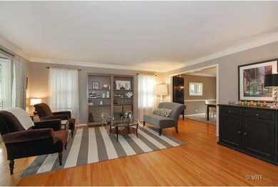 114 Vernon Ave, Wheaton, IL 60187 - photo 3