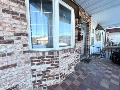 1340 W State St, Coal Township, PA 17866 - photo 6