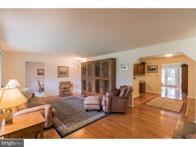 532 Delp Rd, Souderton, PA 18964 - photo 3